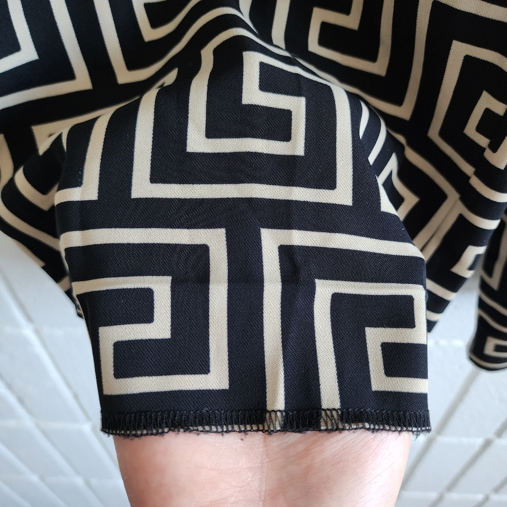 Weekday Wide Leg Geometric Pants Black & Tan Roman Print - Picture 2 of 10